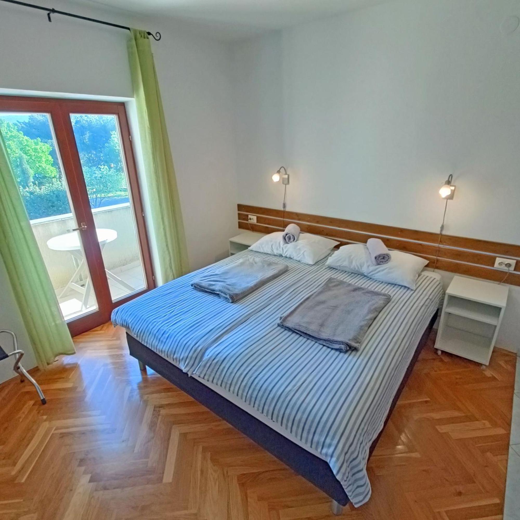 Paklenica Sport Apartments Starigrad Paklenica Habitación foto
