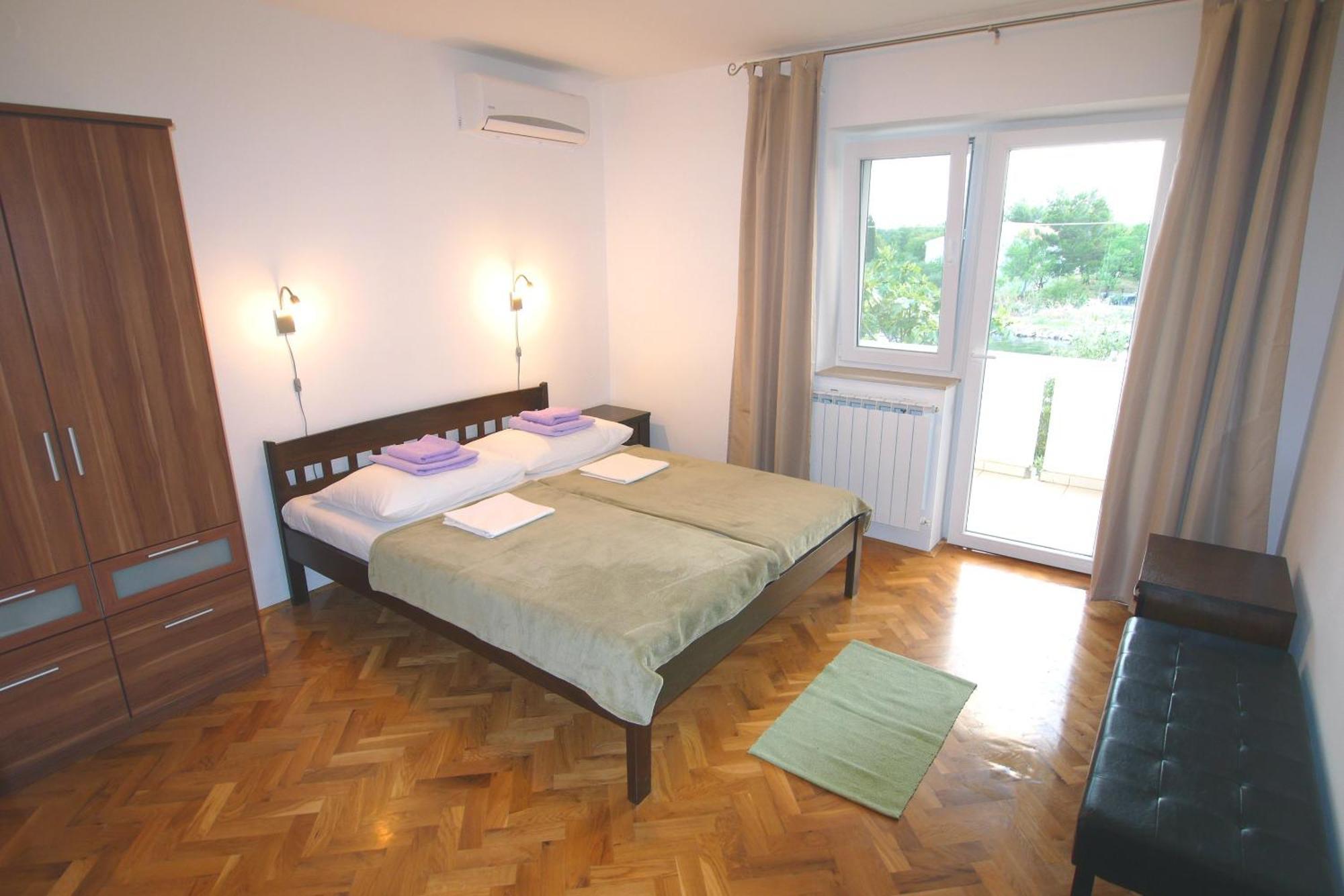 Paklenica Sport Apartments Starigrad Paklenica Habitación foto