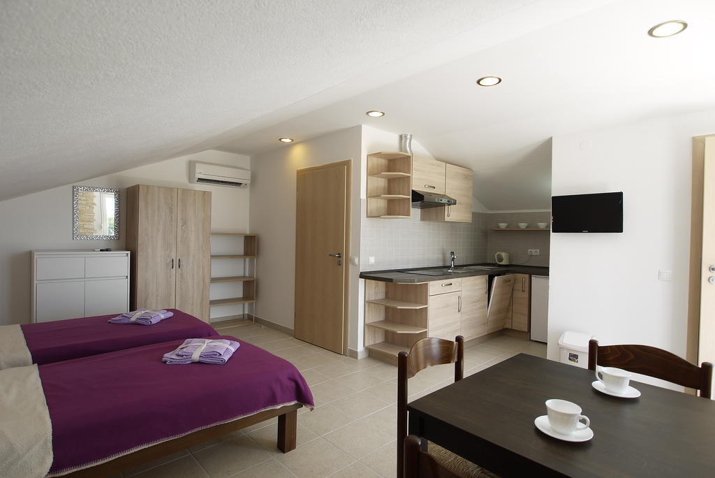 Paklenica Sport Apartments Starigrad Paklenica Habitación foto