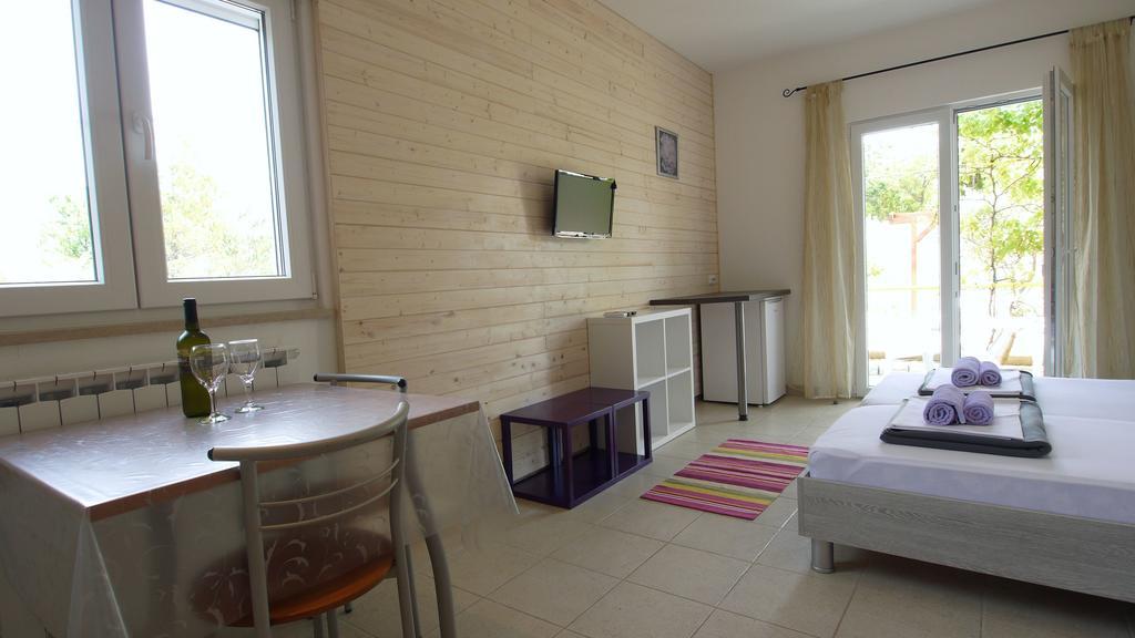 Paklenica Sport Apartments Starigrad Paklenica Habitación foto